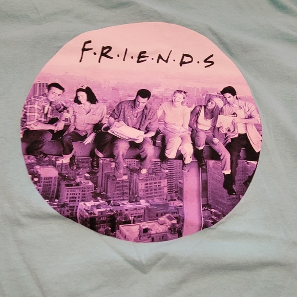 Friends tshirt - Picture 2 of 5